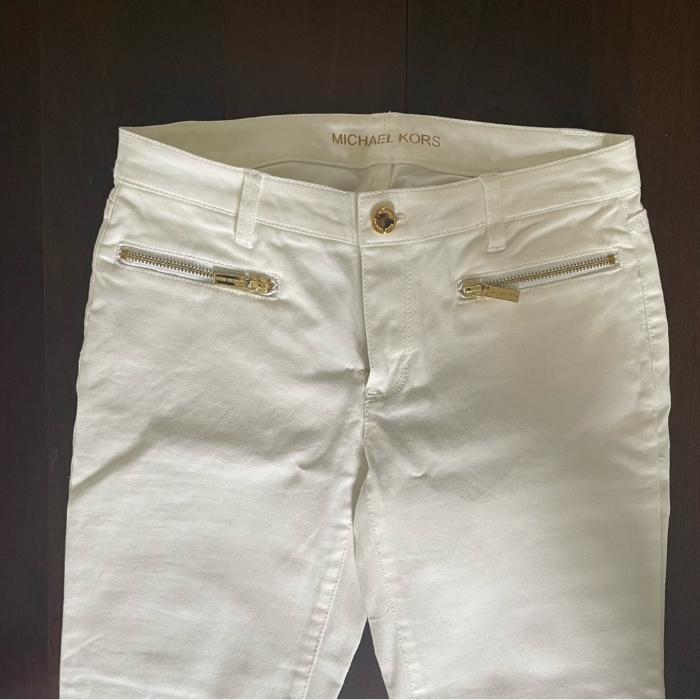 New Michael Kors White Skinny Jeans with Sleek Design
